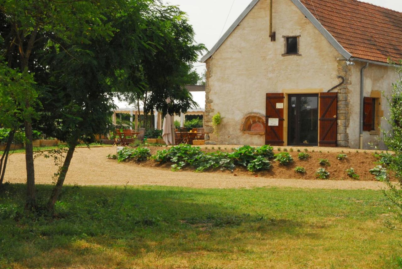 Village Toue Du Domaine Des Demoiselles Chassenard Exterior foto